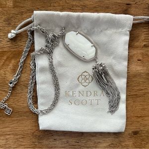 Kendra Scott Pendant Tassel Necklace 💙